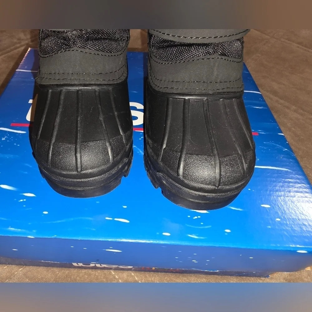 Snow Boots | Totes Toddler Black Winter Boots | Waterproof | Size 9T | BRAND NEW